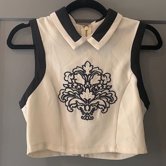 LF Stores | Dream State Crop Top - Picture 1 of 7